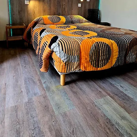 La Reserve Motel *