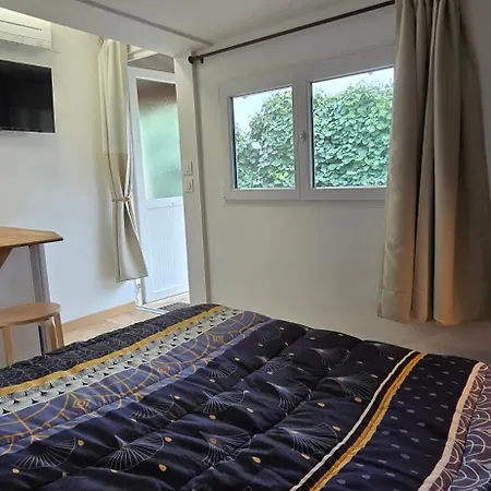 La Reserve Motel *